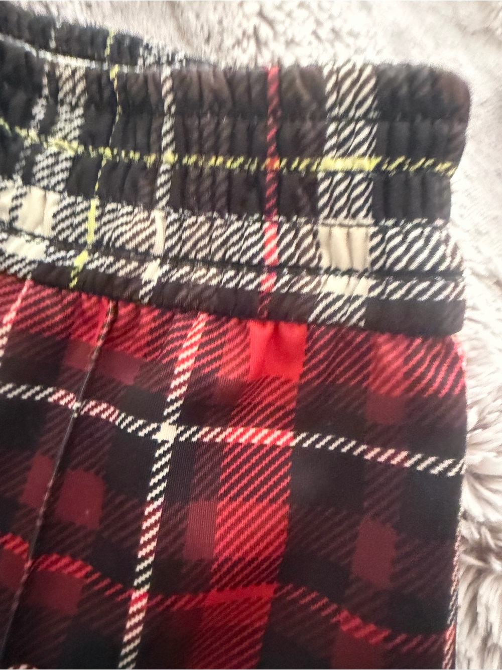 Alice + Olivia Black & Cream Plaid Elastic Waist Joggers - Picture 3 of 5
